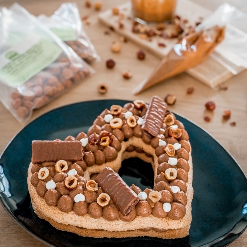 Gâteau aux pignons de pin et chocolat