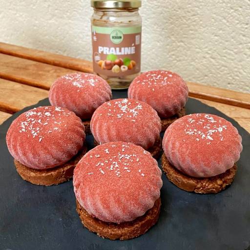Mini entremets de Noël au praliné
