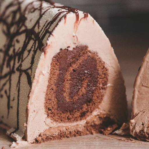 Bûche chocolat praliné