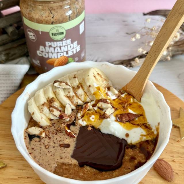 Porridge à la purée d'amande